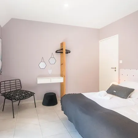 Spacieuse Avec Jacuzzi Privatif