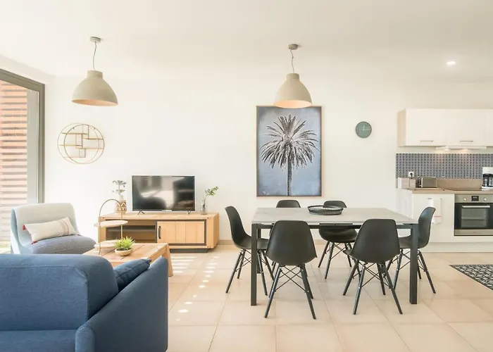 Spacieuse Avec Jacuzzi Privatif Villa Sarlat-la-Canéda