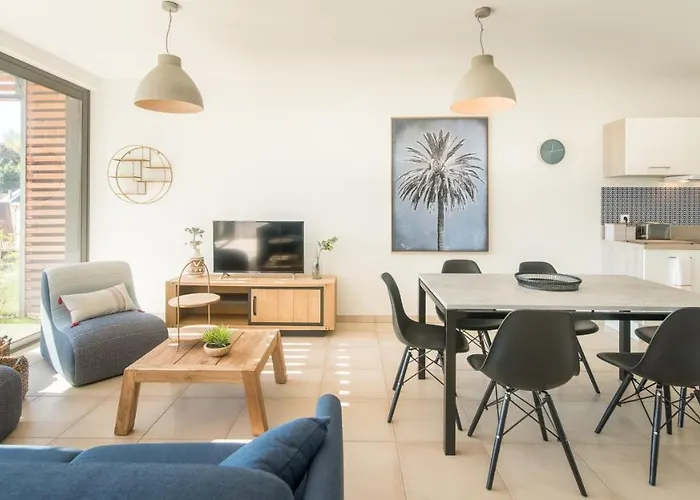 Spacieuse Avec Jacuzzi Privatif