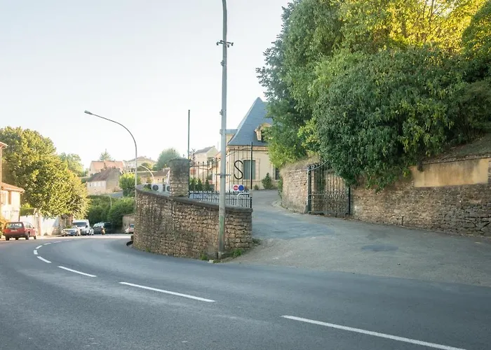 Spacieuse Avec Jacuzzi Privatif