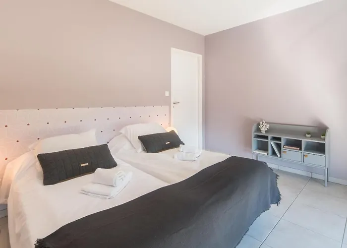 Villa Spacieuse Avec Jacuzzi Privatif Sarlat-la-Caneda